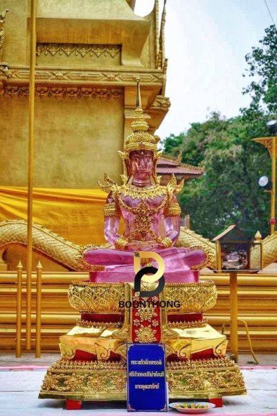 พระแก้วมรกต หน้าตัก 30 นิ้ว