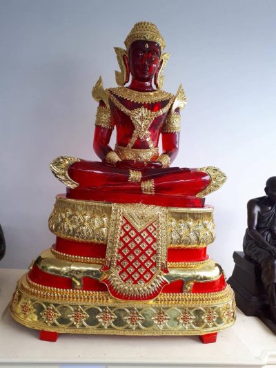 พระแก้วมรกต หน้าตัก 50 นิ้ว พิมพ์เก่า