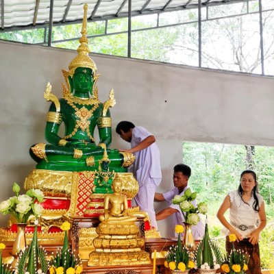 รีวิว พระแก้วมรกต