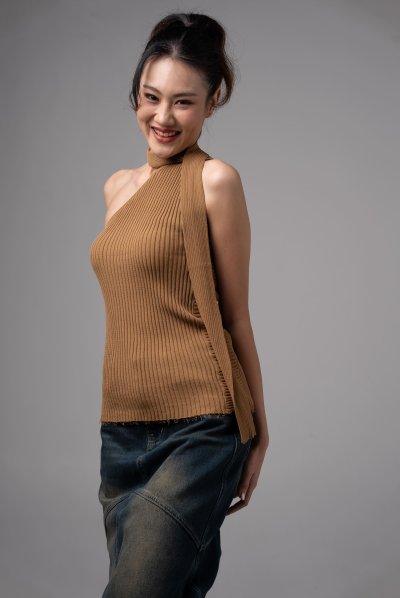 ONE SHOULDER TANK TOP