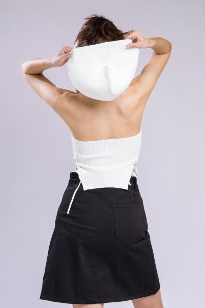 OPEN-BACK ZIPPER HALTER TOP