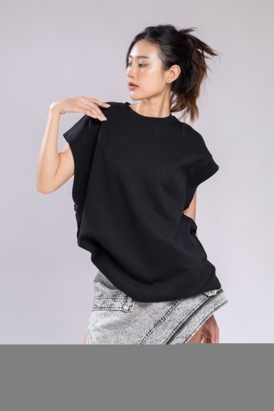 RELAXED FIT T-SHIRT