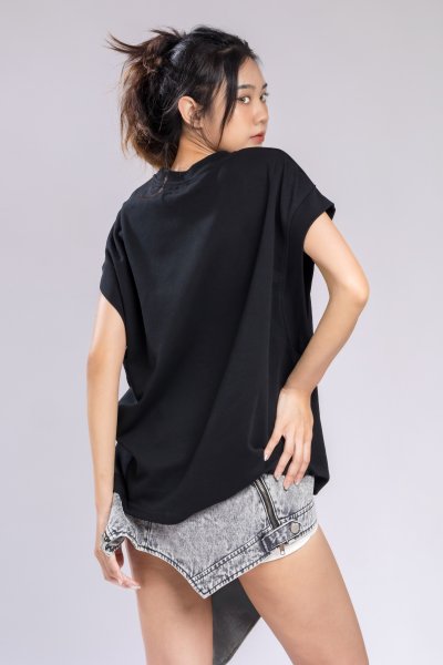 RELAXED FIT T-SHIRT