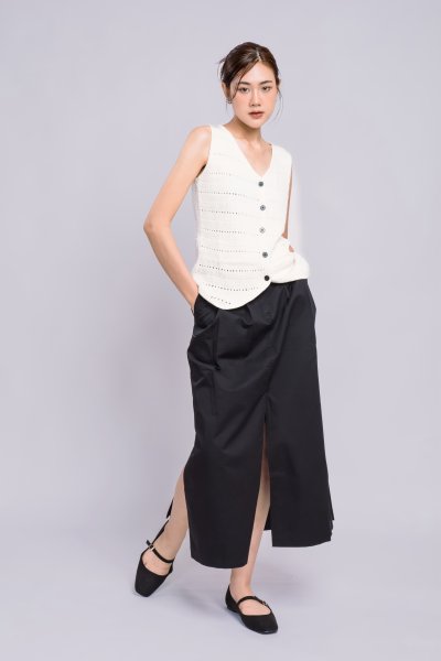 KNIT WAISTCOAT