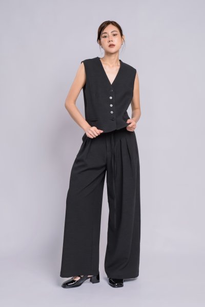 SET OF TAILOR WAISTCOAT AND TROUSER