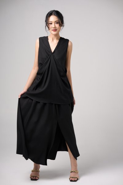 DRAPED V-NECK TOP WITH SKIRT