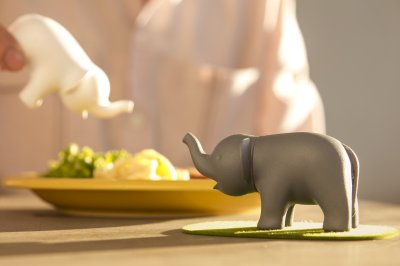 Duo Elephant (Salt and Pepper Shaker)