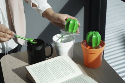 Cacnister (Canister And Spoon)