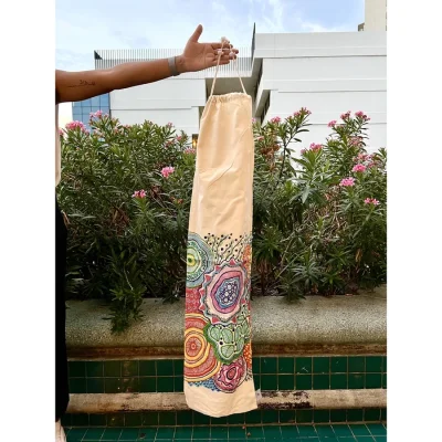 "CORA" Fin Sleeve Eco-Canvas by ODYSSEY ถุงผ้า พิมพ์ลายจากการเพนต์ด้วยมือ ใส่ฟินฟรีไดฟ์ 1 คู่ มีทั้งแบบสะพาย และมีหูรูด
