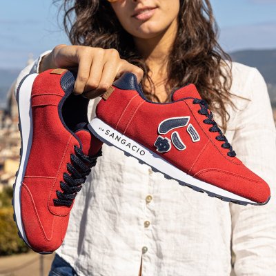 MOM CARMINE