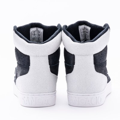 CD PREMIUM BLACK WHITE
