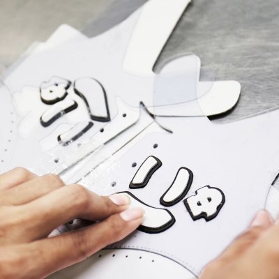 CD WHITE BROWN CD WHITE BROWN