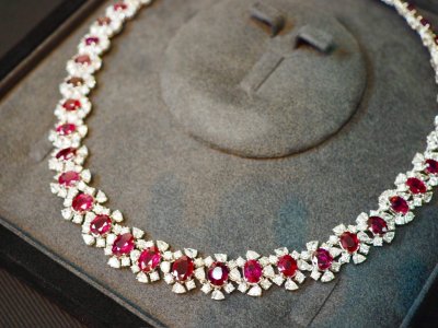Magnificent NO-HEAT Natural BURMA RUBY NECKLACE