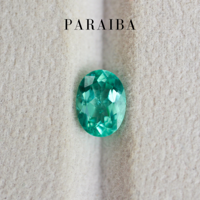 1.68 กะรัต / พาไรบ้า (Blue Green)