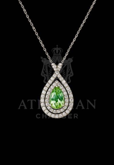 PENDANT NECKLACE