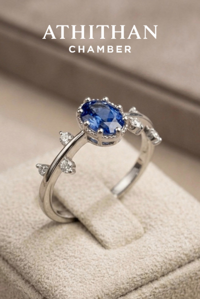 ROYAL BLUE Sapphire Laurel Ring