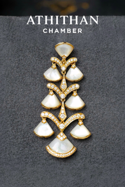 Mother of Pearl Pendant