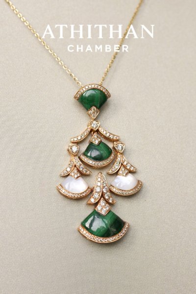 Malachite & Mother of Pearl Pendant