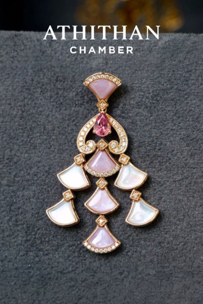 PETAL SERENADE - Padparadscha & Mother of Pearl Pendant (พรีออเดอร์ 45 วัน)