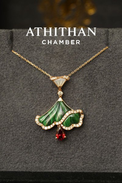 OPALINE DANCE Garnet Pendant