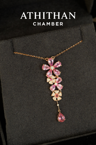 BELLE FLEUR Pendant Necklace