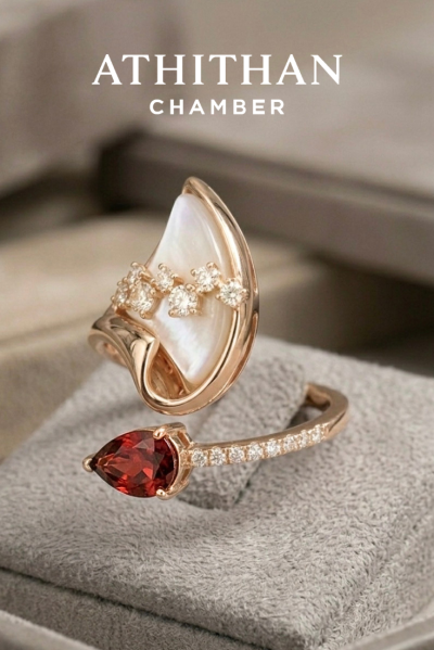 ROSELINE VEIL - Garnet & Mother of Pearl Ring (Pre-order 45 days)