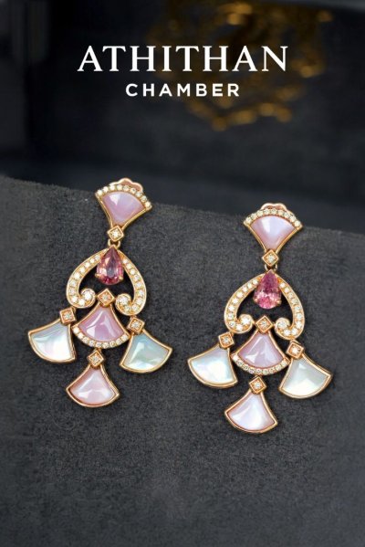 PETAL SERENADE - Padparadscha & Mother of Pearl Earrings (พรีออเดอร์ 45 วัน)