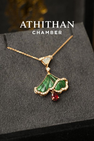 OPALINE DANCE Garnet Pendant