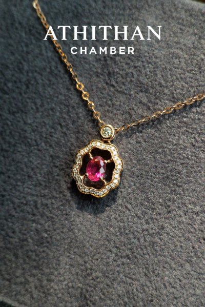 ORIENTAL FRAME -  Ruby Necklace
