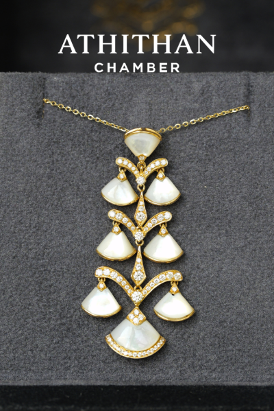 Mother of Pearl Pendant