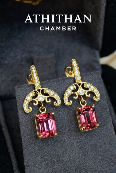 THE JEWELLED HARMONY Red Garnet Earrings