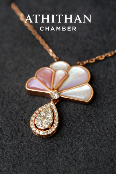 PETALINE AURE - Mother of Pearl Necklace (Pre-order 45 days)