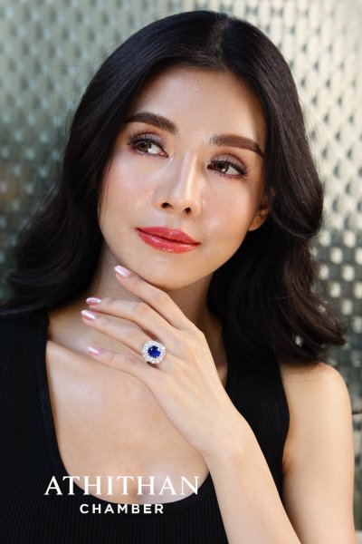 The Rare PEACOCK Blue Sapphire Ring