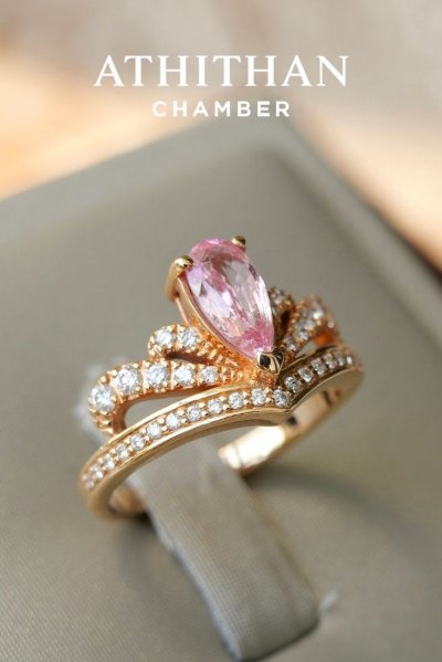 JUBILEE CROWN Padparadscha Sapphire Ring