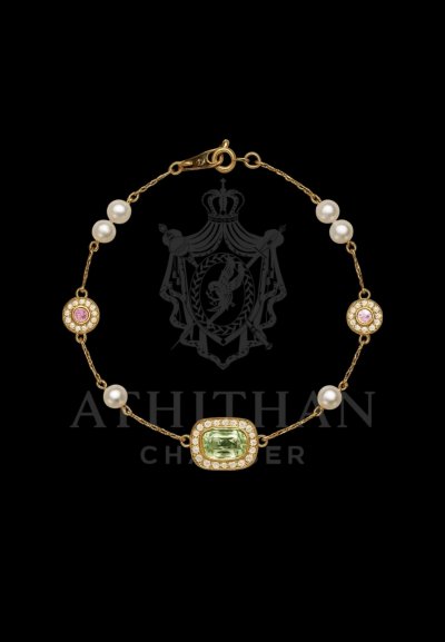 BRACELET