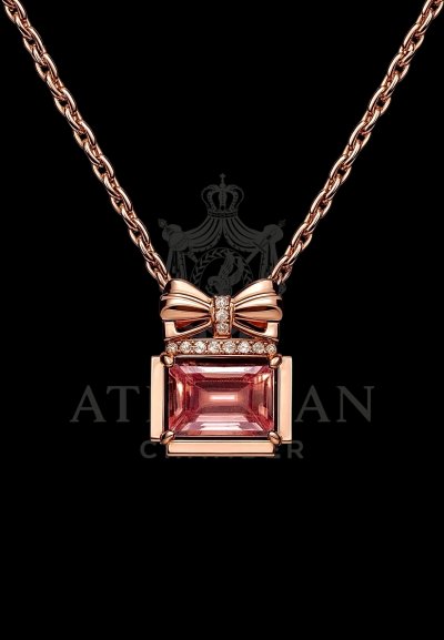 PENDANT NECKLACE