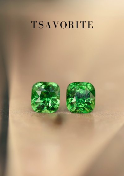 1.05 ct. + 1.05 ct. / Tsavorite (Green)