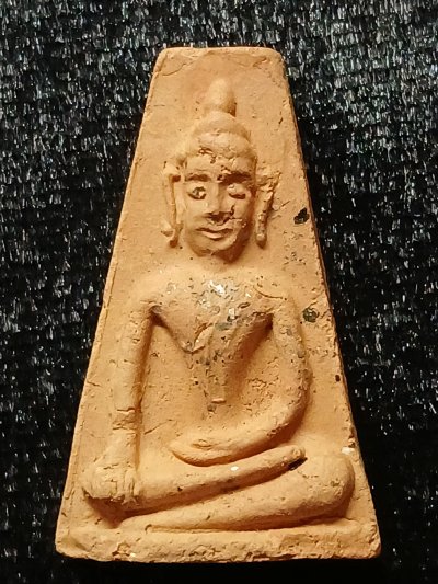 หลวงพ่อถม วัดเนินมหาเชษฐ์