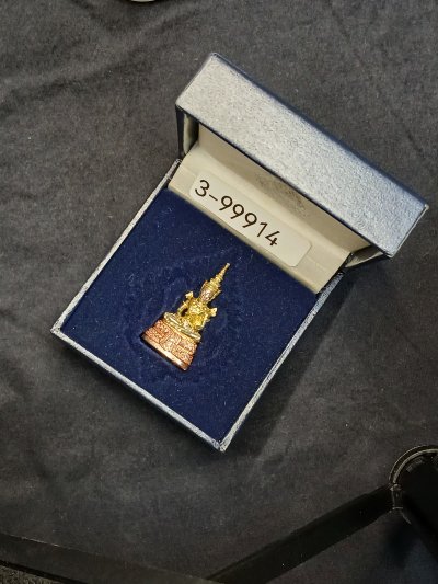 รูปหล่อพระแก้วมรกต