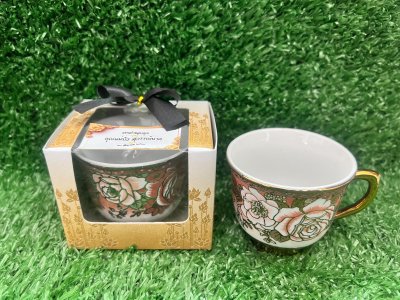 แก้วชาลายกุหลาบพร้อมกล่อง