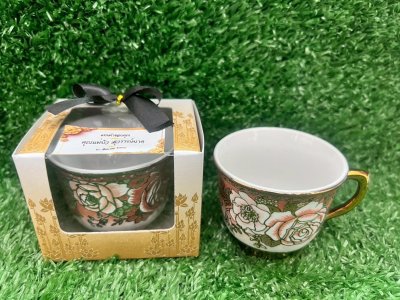 แก้วชาลายกุหลาบพร้อมกล่อง