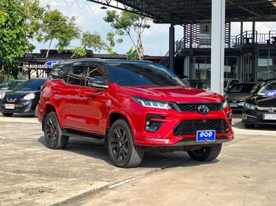 TOYOTA FORTUNER 2.8 GR SPORT 4WD AT YEAR 2022