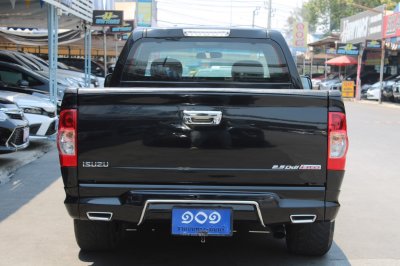 ISUZU DMAX Cab 2.5 SLX X-Series Super Titanium MT ปี 2011