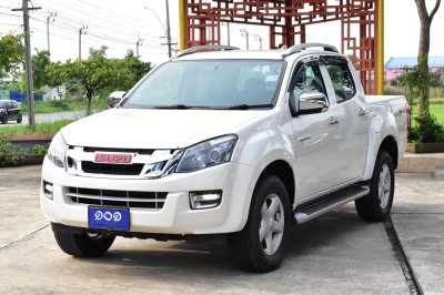 ISUZU DMAX 4dr Vcross Z-Prestige 4WD 3.0 (VGS, Navi) MT YEAR 2014