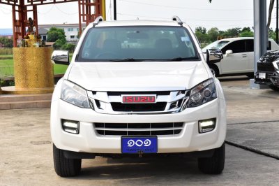 ISUZU DMAX 4dr Vcross Z-Prestige 4WD 3.0 (VGS, Navi) MT YEAR 2014