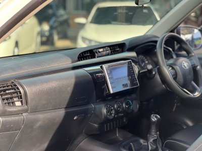TOYOTA REVO 2.8  J Plus SINGLE CAB MT YEAR 2016