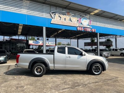 ISUZU DMAX cab 1.9 Z MT YEAR 2019 ISUZU DMAX cab 1.9 Z MT YEAR 2019