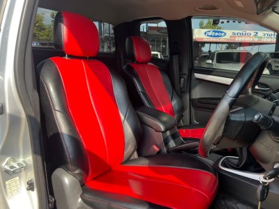 ISUZU DMAX cab 1.9 Z MT YEAR 2019 ISUZU DMAX cab 1.9 Z MT YEAR 2019