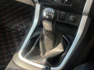 ISUZU DMAX cab 1.9 Z MT YEAR 2019 ISUZU DMAX cab 1.9 Z MT YEAR 2019