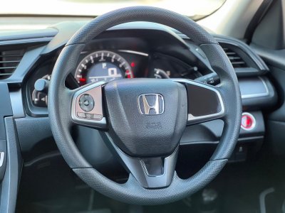HONDA CIVIC 1.8 E AT YEAR 2017